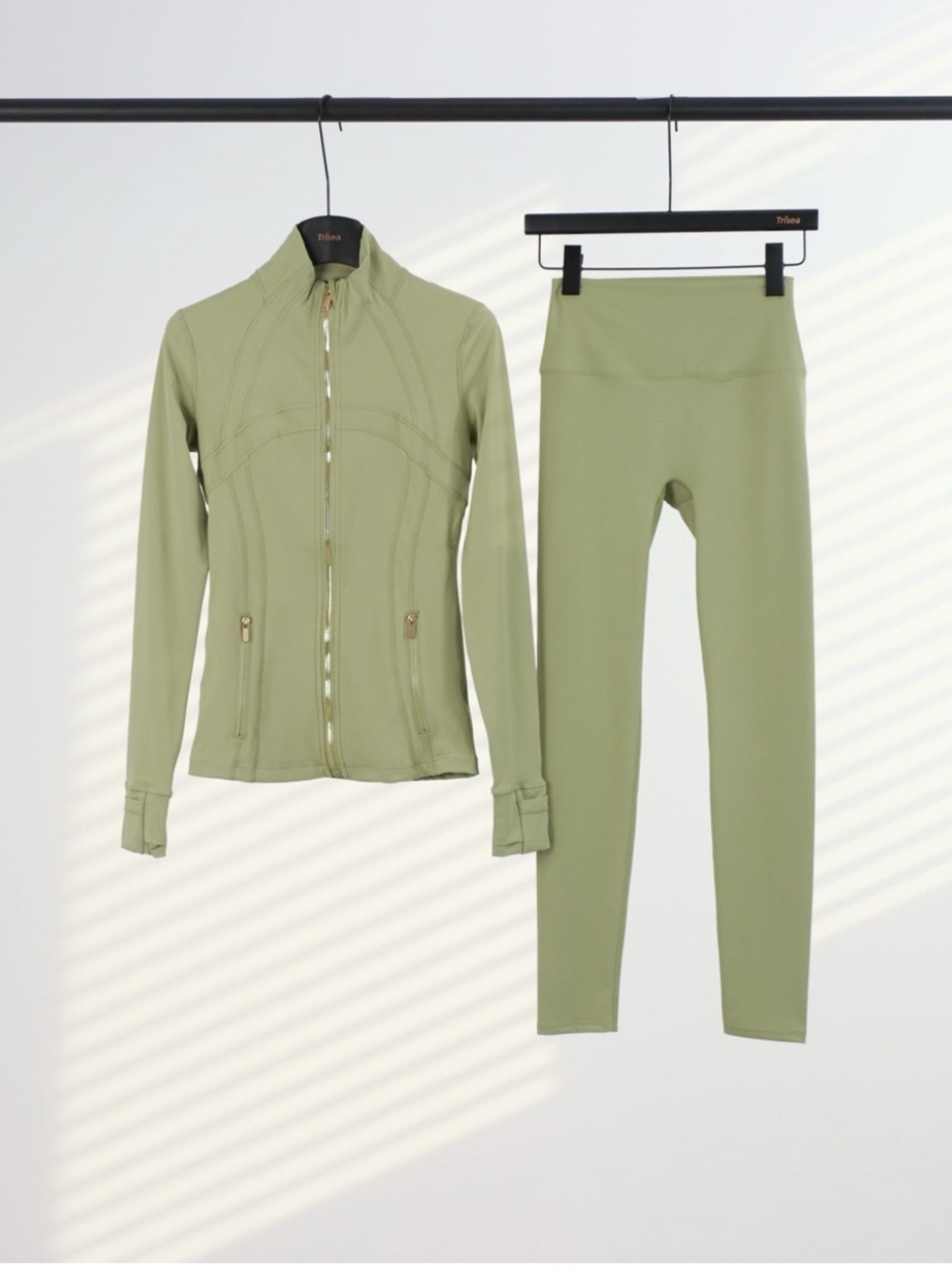 Light Green Women’s Active Jacket & Legging Set